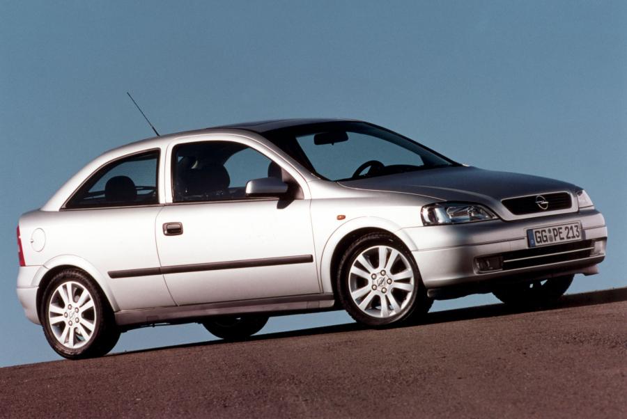  Opel Astra 3-Door (G) 1998 года  (фото 6 из 36)